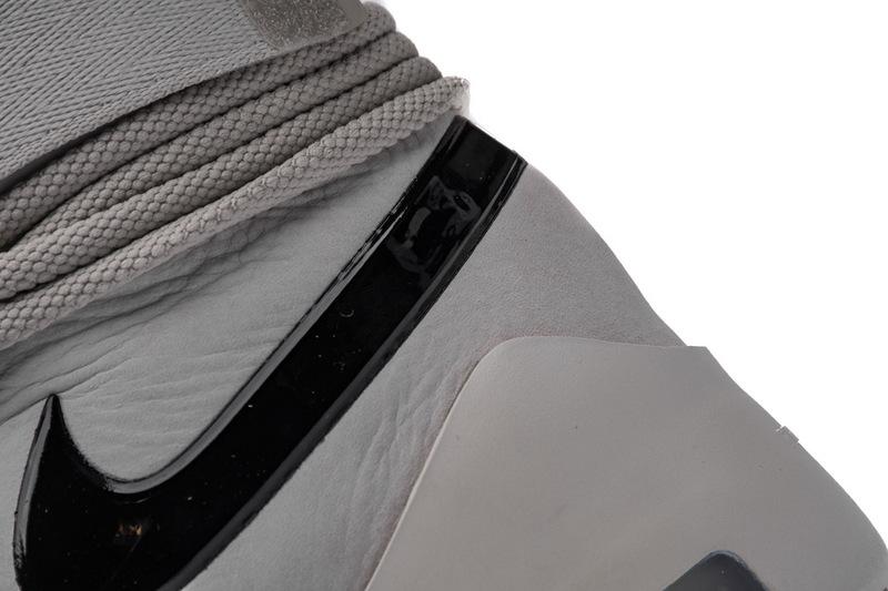 Fear of God x Nike Air Shoot Around "Light Bone" AT9915-002