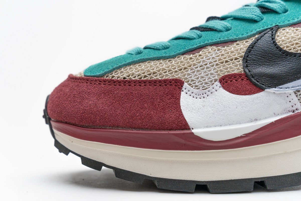 CI9928-301 Sacai x Nike Pegasua Vaporfly Villain Red Yellow Green