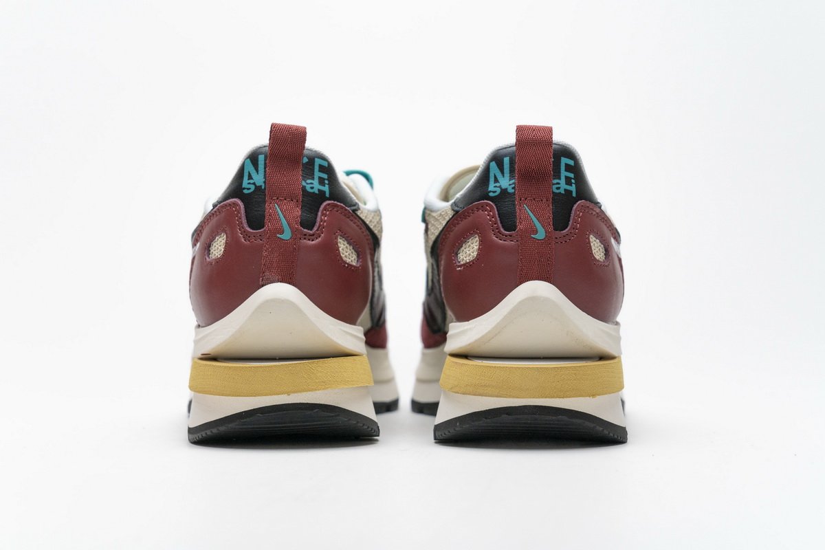 CI9928-301 Sacai x Nike Pegasua Vaporfly Villain Red Yellow Green