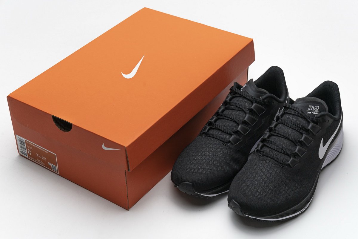 BQ9646-002 Nike Air Zoom Pegasus 37 Black White