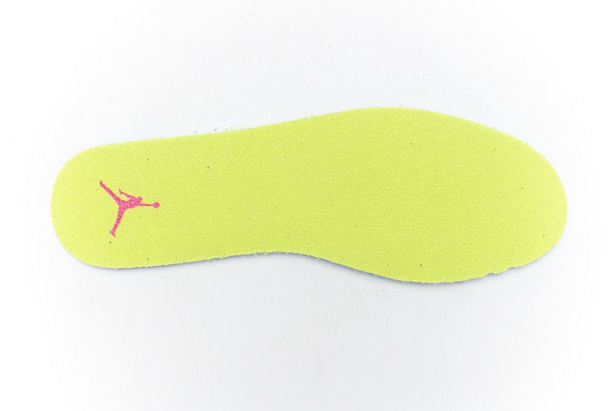 CV4611-100 Air Jordan 1 Mid GS “Edge Glow”