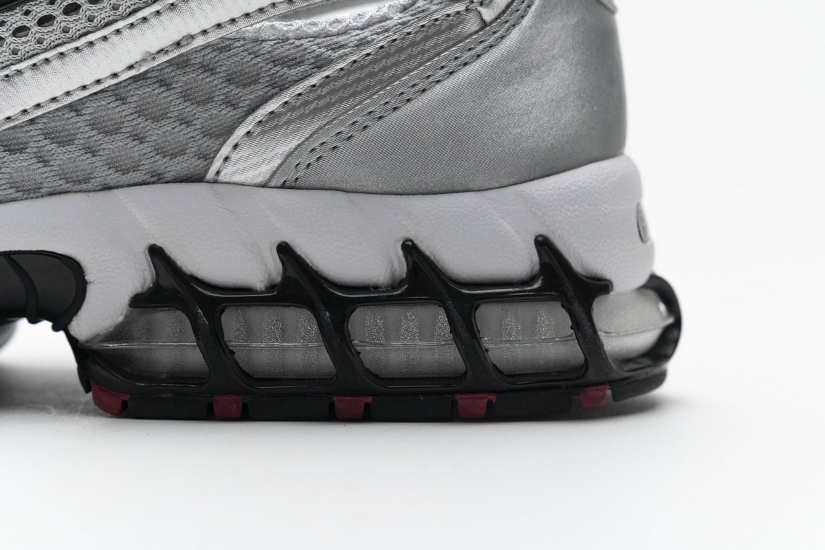 CD3613-001 Nike Spiridon Cage 2 Metallic Silver
